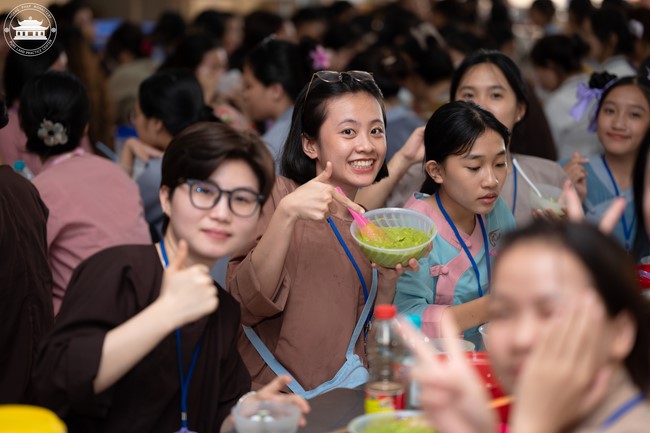 Dharma Talk: How many ten-year times? preaching by Junior Thich Chon Khanh - Fifth day in Summer Retreat 2024