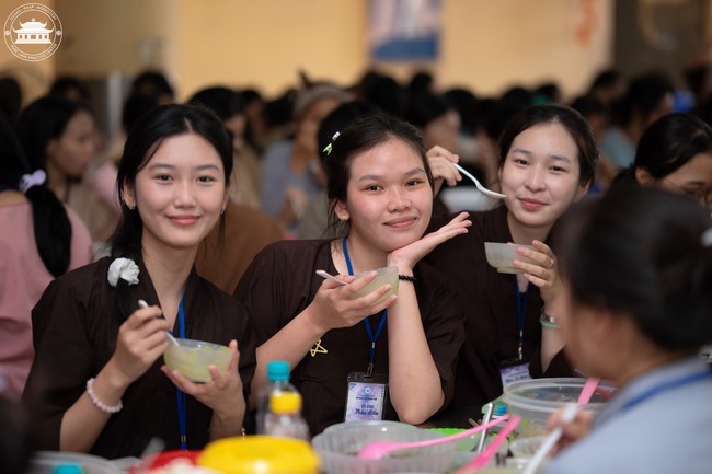 Dharma Talk: How many ten-year times? preaching by Junior Thich Chon Khanh - Fifth day in Summer Retreat 2024