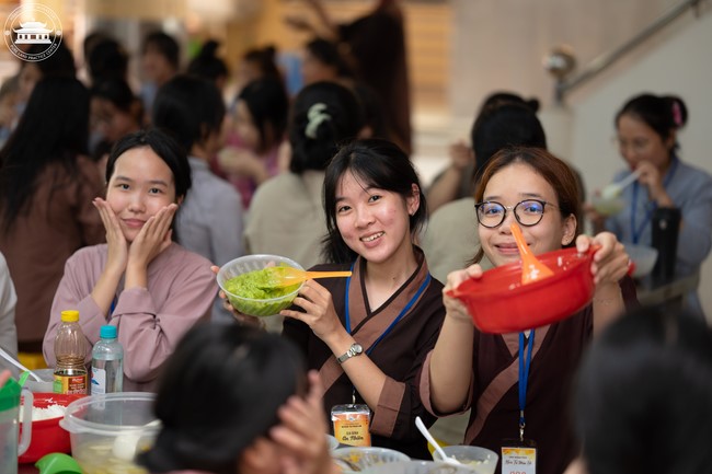 Dharma Talk: How many ten-year times? preaching by Junior Thich Chon Khanh - Fifth day in Summer Retreat 2024