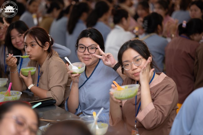 Dharma Talk: How many ten-year times? preaching by Junior Thich Chon Khanh - Fifth day in Summer Retreat 2024