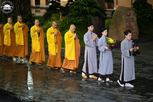 Dharma Talk: How many ten-year times? preaching by Junior Thich Chon Khanh - Fifth day in Summer Retreat 2024