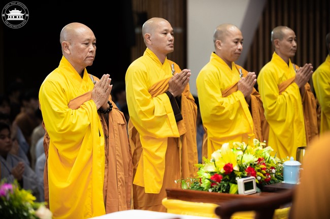 Dharma Talk: How many ten-year times? preaching by Junior Thich Chon Khanh - Fifth day in Summer Retreat 2024