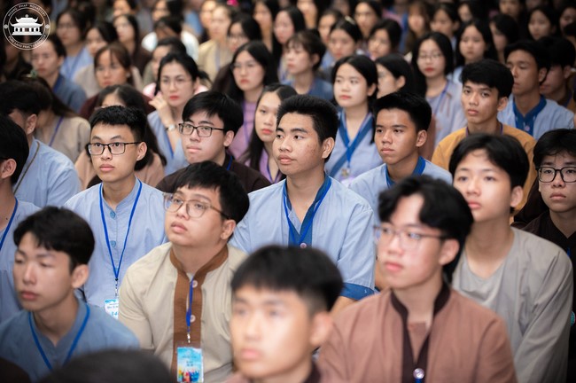 Dharma Talk: How many ten-year times? preaching by Junior Thich Chon Khanh - Fifth day in Summer Retreat 2024