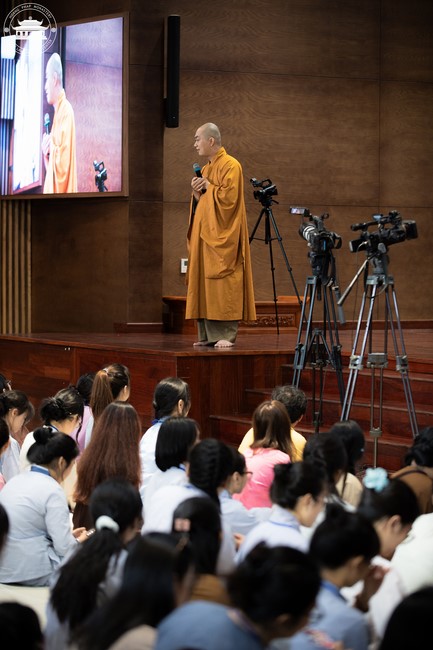 Dharma Talk: How many ten-year times? preaching by Junior Thich Chon Khanh - Fifth day in Summer Retreat 2024
