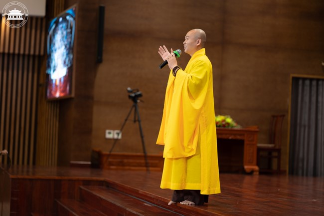 Dharma Talk: How many ten-year times? preaching by Junior Thich Chon Khanh - Fifth day in Summer Retreat 2024