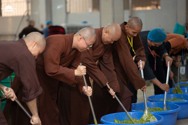 Dharma Talk: How many ten-year times? preaching by Junior Thich Chon Khanh - Fifth day in Summer Retreat 2024