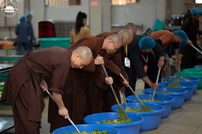 Dharma Talk: How many ten-year times? preaching by Junior Thich Chon Khanh - Fifth day in Summer Retreat 2024