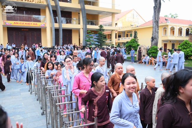 Starting the Temporary Ordination Retreat for Children in Summer with the theme Sowing compassion seeds