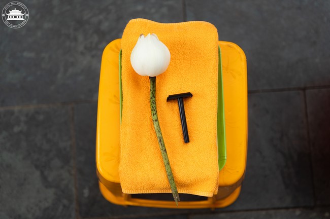 Starting the Temporary Ordination Retreat for Children in Summer with the theme Sowing compassion seeds