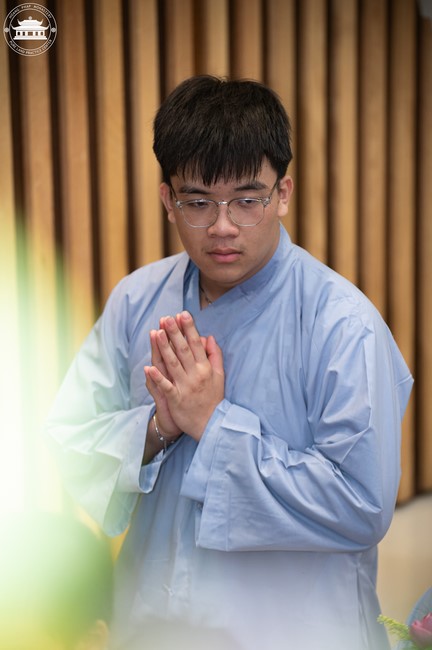 Starting the Temporary Ordination Retreat for Children in Summer with the theme Sowing compassion seeds