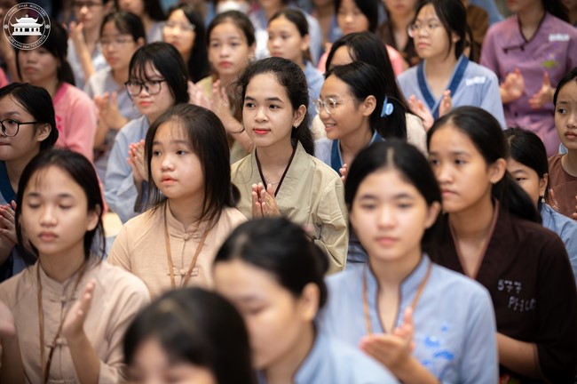 Starting the Temporary Ordination Retreat for Children in Summer with the theme Sowing compassion seeds