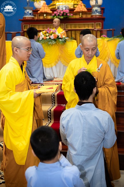 Starting the Temporary Ordination Retreat for Children in Summer with the theme Sowing compassion seeds