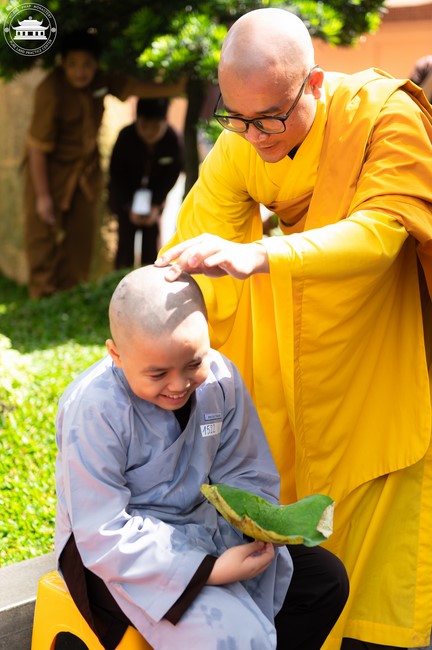 Starting the Temporary Ordination Retreat for Children in Summer with the theme Sowing compassion seeds