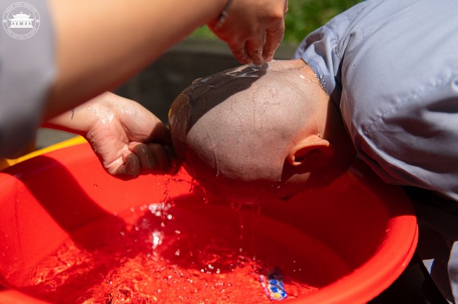 Starting the Temporary Ordination Retreat for Children in Summer with the theme Sowing compassion seeds