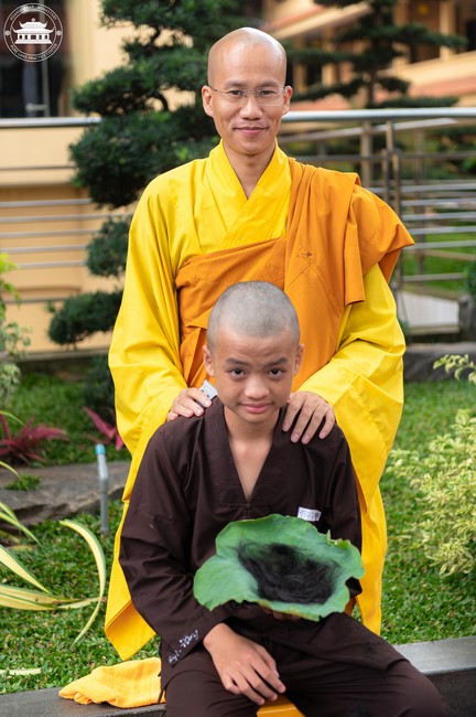 Starting the Temporary Ordination Retreat for Children in Summer with the theme Sowing compassion seeds