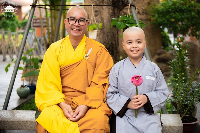 Starting the Temporary Ordination Retreat for Children in Summer with the theme Sowing compassion seeds