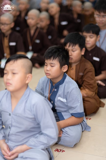 Starting the Temporary Ordination Retreat for Children in Summer with the theme Sowing compassion seeds