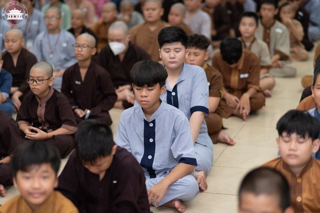 Starting the Temporary Ordination Retreat for Children in Summer with the theme Sowing compassion seeds