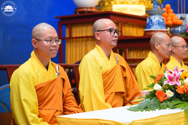 Starting the Temporary Ordination Retreat for Children in Summer with the theme Sowing compassion seeds