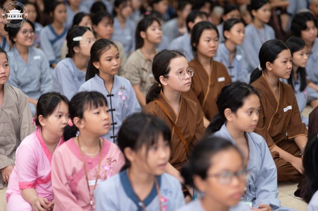 Starting the Temporary Ordination Retreat for Children in Summer with the theme Sowing compassion seeds