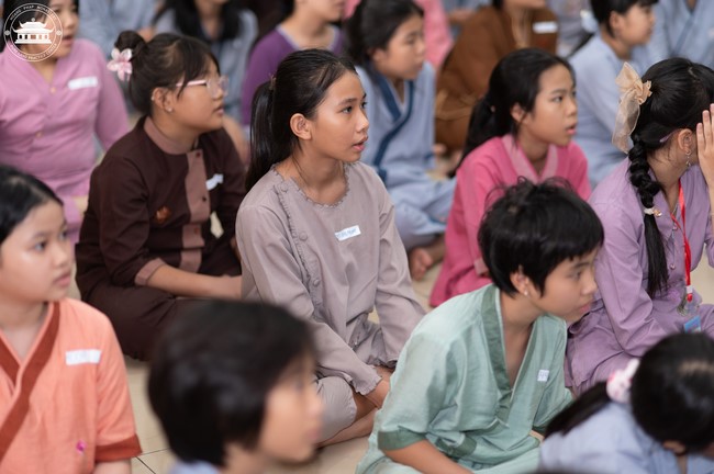 Starting the Temporary Ordination Retreat for Children in Summer with the theme Sowing compassion seeds