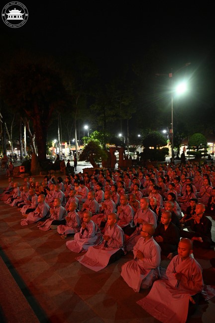 Starting the Temporary Ordination Retreat for Children in Summer with the theme Sowing compassion seeds