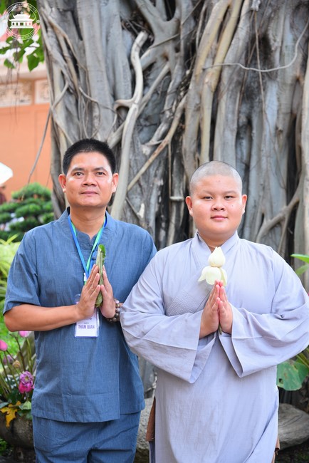 Starting the Temporary Ordination Retreat for Children in Summer with the theme Sowing compassion seeds