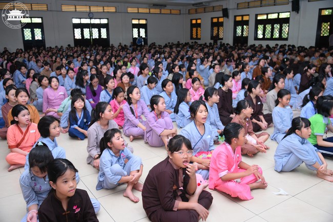 Starting the Temporary Ordination Retreat for Children in Summer with the theme Sowing compassion seeds