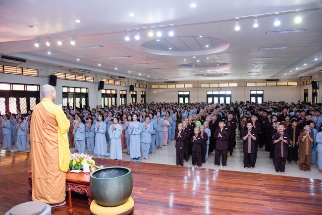 Dharma talk: Sowing seeds compassion preaching by Junior Thich Dao Thuyen - The second day of temporary ordination retreat for Children in Summer 2024