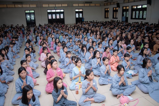 Dharma talk: Sowing seeds compassion preaching by Junior Thich Dao Thuyen - The second day of temporary ordination retreat for Children in Summer 2024