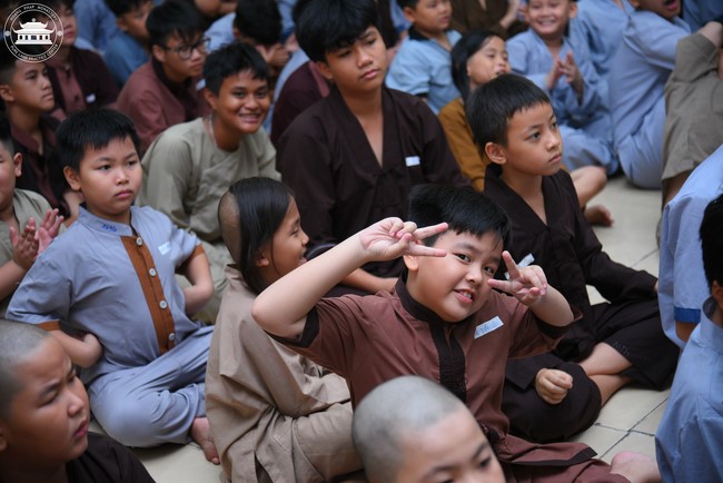 Dharma talk: Sowing seeds compassion preaching by Junior Thich Dao Thuyen - The second day of temporary ordination retreat for Children in Summer 2024