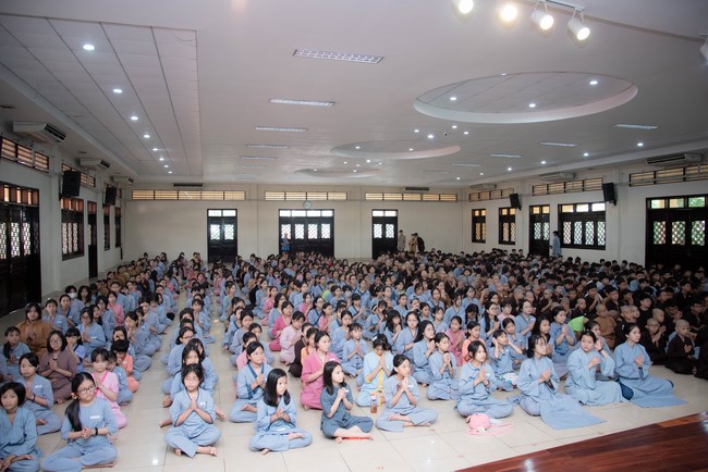 Dharma talk: Sowing seeds compassion preaching by Junior Thich Dao Thuyen - The second day of temporary ordination retreat for Children in Summer 2024