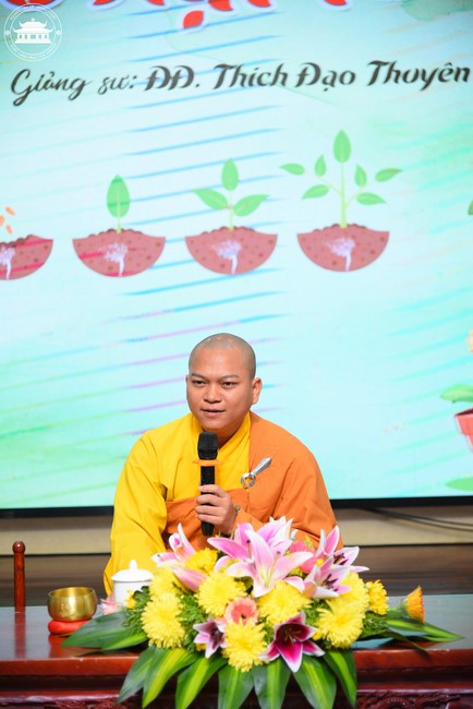 Dharma talk: Sowing seeds compassion preaching by Junior Thich Dao Thuyen - The second day of temporary ordination retreat for Children in Summer 2024