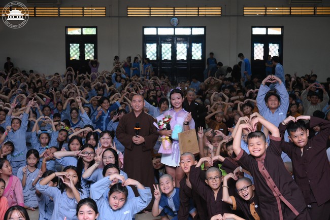 Dharma talk: Sowing seeds compassion preaching by Junior Thich Dao Thuyen - The second day of temporary ordination retreat for Children in Summer 2024