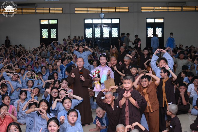Dharma talk: Sowing seeds compassion preaching by Junior Thich Dao Thuyen - The second day of temporary ordination retreat for Children in Summer 2024
