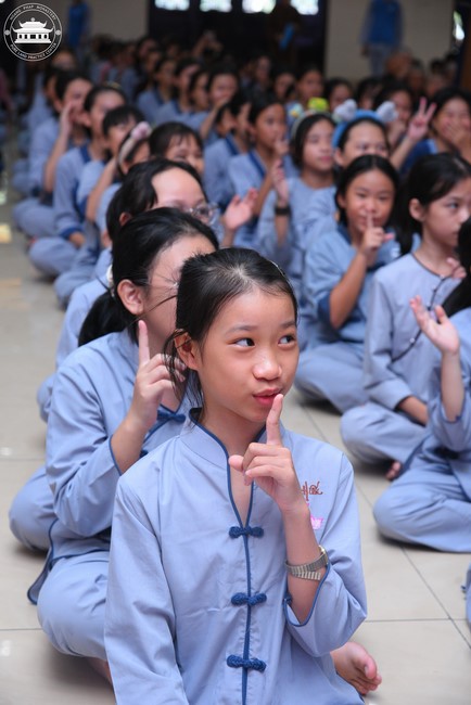 Dharma talk: Sowing seeds compassion preaching by Junior Thich Dao Thuyen - The second day of temporary ordination retreat for Children in Summer 2024