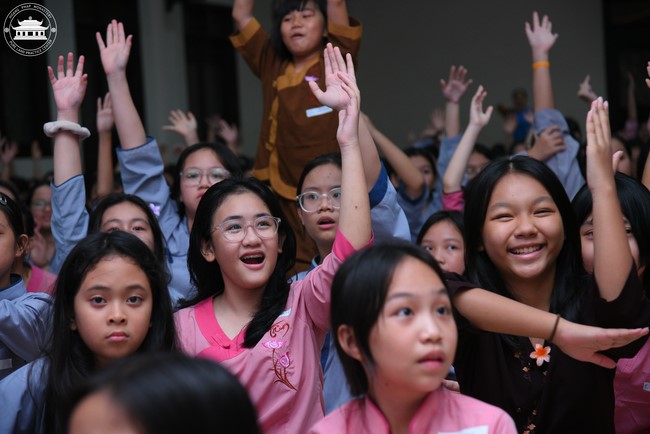 Dharma talk: Sowing seeds compassion preaching by Junior Thich Dao Thuyen - The second day of temporary ordination retreat for Children in Summer 2024