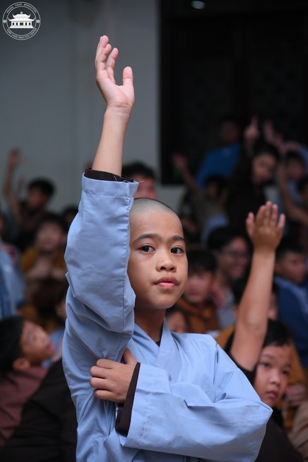 Dharma talk: Sowing seeds compassion preaching by Junior Thich Dao Thuyen - The second day of temporary ordination retreat for Children in Summer 2024