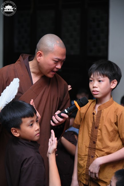 Dharma talk: Sowing seeds compassion preaching by Junior Thich Dao Thuyen - The second day of temporary ordination retreat for Children in Summer 2024