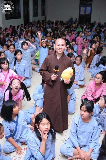 Dharma talk: Sowing seeds compassion preaching by Junior Thich Dao Thuyen - The second day of temporary ordination retreat for Children in Summer 2024
