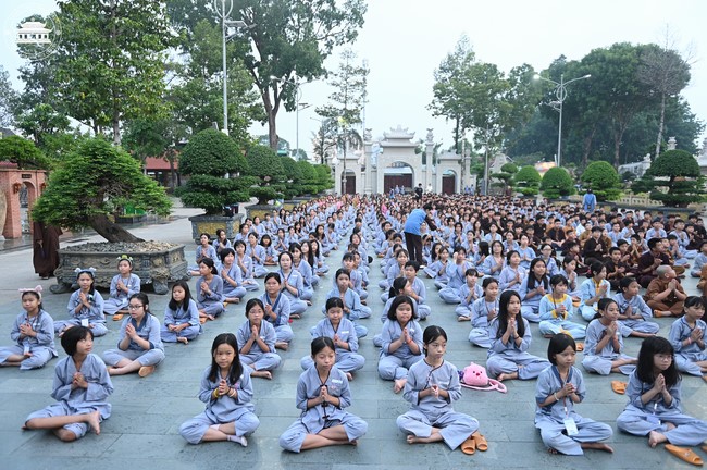 Dharma talk: Sowing seeds compassion preaching by Junior Thich Dao Thuyen - The second day of temporary ordination retreat for Children in Summer 2024