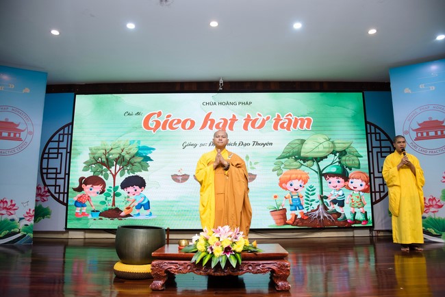 Dharma talk: Sowing seeds compassion preaching by Junior Thich Dao Thuyen - The second day of temporary ordination retreat for Children in Summer 2024