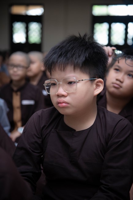 Dharma talk: Sowing seeds compassion preaching by Junior Thich Dao Thuyen - The second day of temporary ordination retreat for Children in Summer 2024