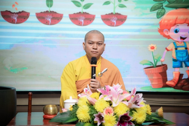 Dharma talk: Sowing seeds compassion preaching by Junior Thich Dao Thuyen - The second day of temporary ordination retreat for Children in Summer 2024