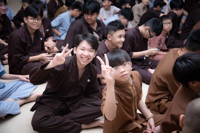 Dharma talk: Sowing seeds compassion preaching by Junior Thich Dao Thuyen - The second day of temporary ordination retreat for Children in Summer 2024