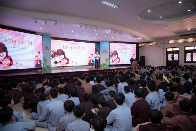 Dharma talk: Sowing seeds compassion preaching by Junior Thich Dao Thuyen - The second day of temporary ordination retreat for Children in Summer 2024