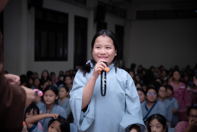 Dharma talk: Sowing seeds compassion preaching by Junior Thich Dao Thuyen - The second day of temporary ordination retreat for Children in Summer 2024