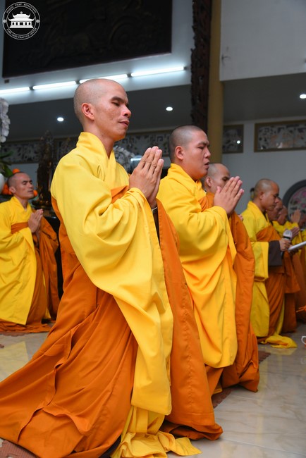 Lễ Ngũ Bách Danh Bồ Tát Quán Thế Âm