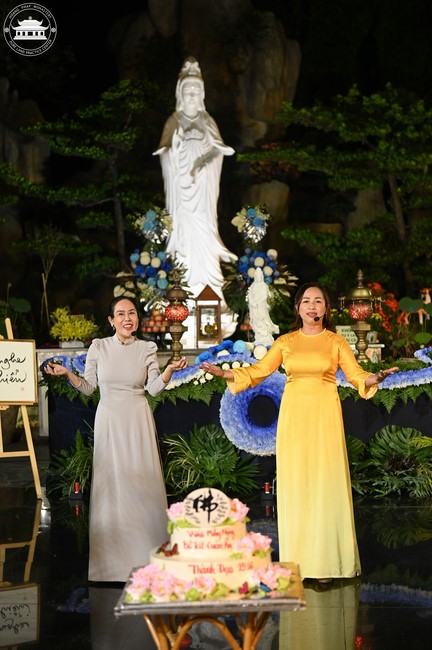 Lễ Ngũ Bách Danh Bồ Tát Quán Thế Âm