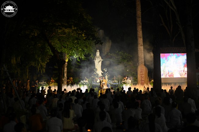 Lễ Ngũ Bách Danh Bồ Tát Quán Thế Âm